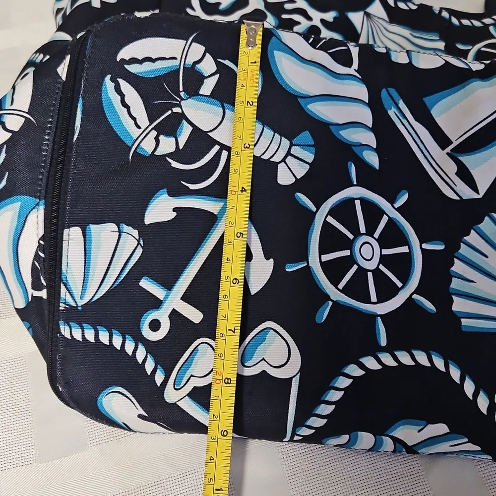 Vera Bradley Lighten Up Beach Tote - Picture 5 of 8